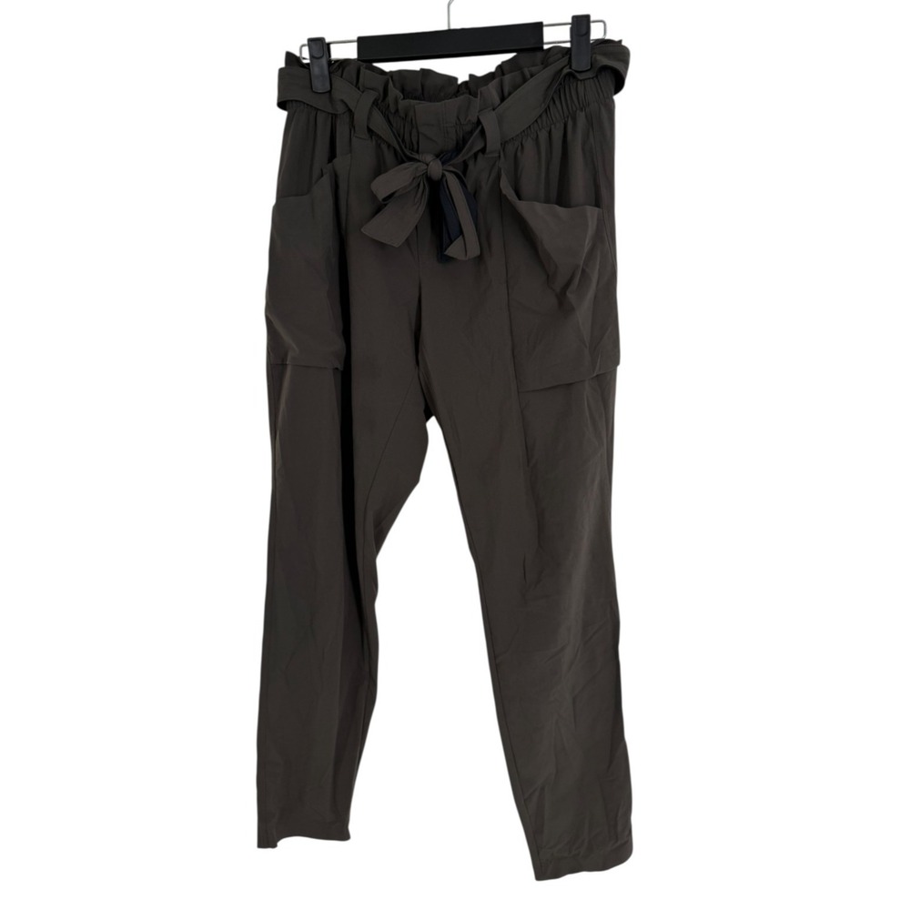 Athleta Skyline Pants Women's Size 6 Olive Paperbag Waist Belted Casual Outdoor
